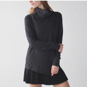 Lululemon coast wrap dark gray jacket